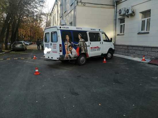 В Новосибирске водитель «Газели» сбил 6-летнего мальчика на самокате