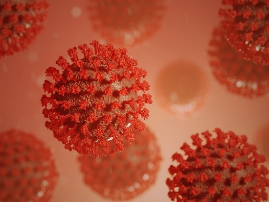 Иммунолог Крючков назвал новый штамм коронавируса еще более заразным