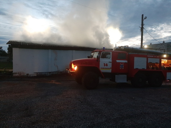 В Сафонове сгорел дом