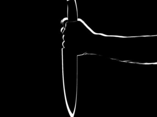 В Павловском районе пенсионер обиделся на сожителя дочери и вогнал ему нож в печень