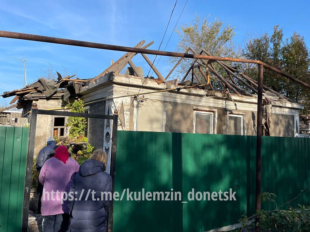 Последствия массированного обстрела Донецка утром 21 октября
