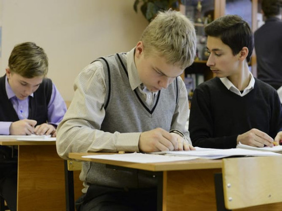 Школьники из Ленобласти получат губернаторскую премию размером до 240 тысяч рублей
