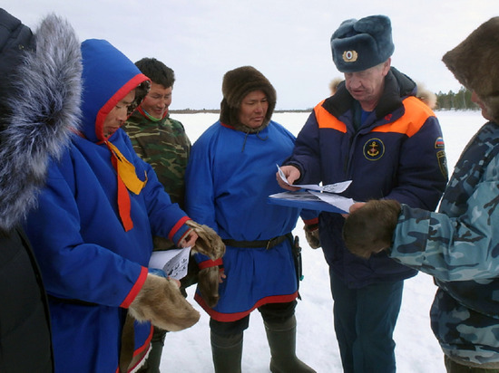 Безопасность людей на воде и эксплуатацию ледовых переправ обсудили на Ямале