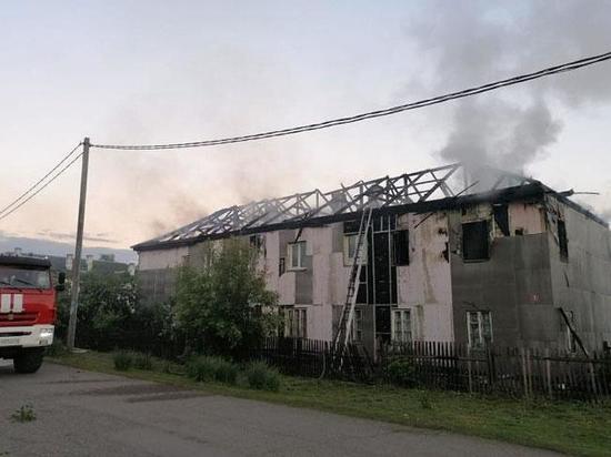 В Хакасии загорелось административное здание, и воспламенился уголь в котельной