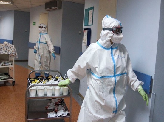 В Пермском крае коронавирусных больных начали размещать в коридорах больниц