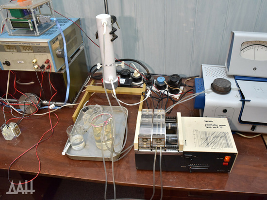 В НИИ Донецка доставили оборудование стоимостью примерно 1 млн рублей