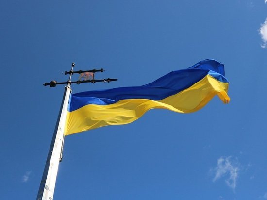 Украинские депутаты спели в Раде песню про Бандеру