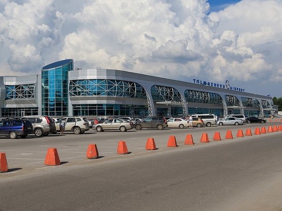  Задержавших рейс дебоширов осудили в Новосибирской области