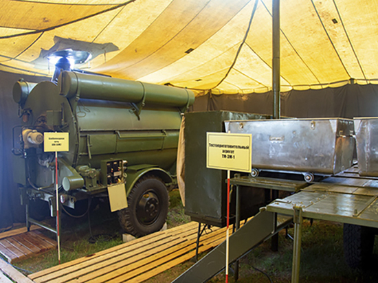 Во время учений воронежские военные развернули полевую кухню