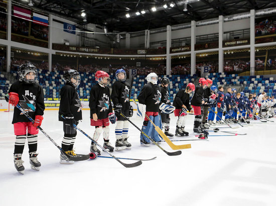 В Туле открылся Кубок Федерации хоккея среди дворовых команд