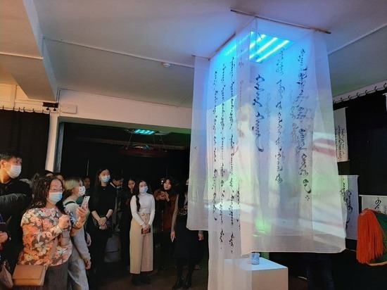 В Улан-Удэ открылась выставка, посвящённая сохранению бурятского языка