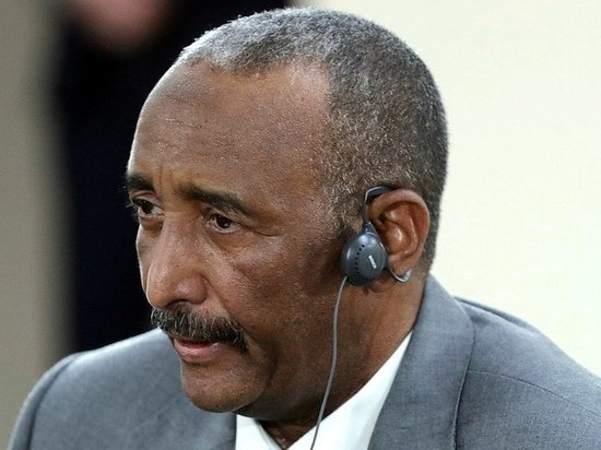 Глава Судана объявил ЧП, распустил Суверенный совет и кабинет министров
