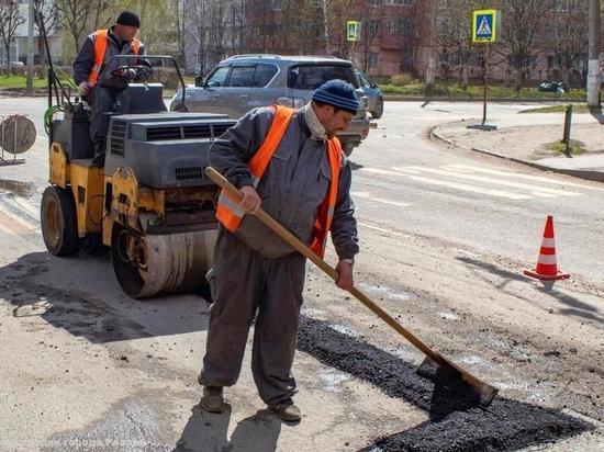 За неделю в Рязани заделали дорожные ямы на пяти улицах