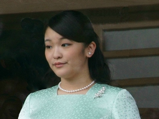 Японская принцесса Мако отказалась от титула ради брака с простолюдином