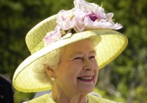 Медики призвали королеву Великобритании Елизавету II не выходить на улицу после ночи, проведенной в больнице