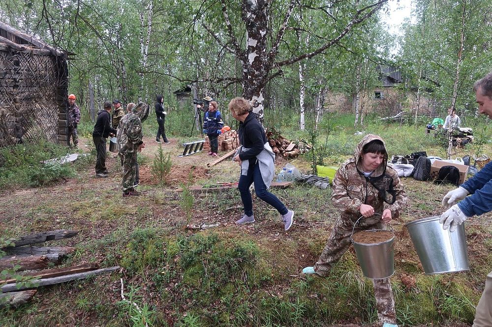 Добровольцы восстанавливают объекты знаменитой 501-й стройки в ЯНАО: фоторепортаж