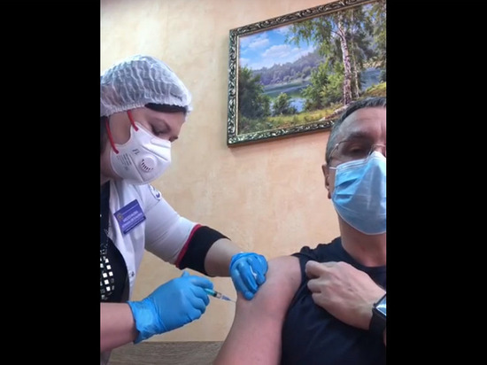 Новость о прививке горголовы Калуги Денисове вызвала волну хейта в соцсетях