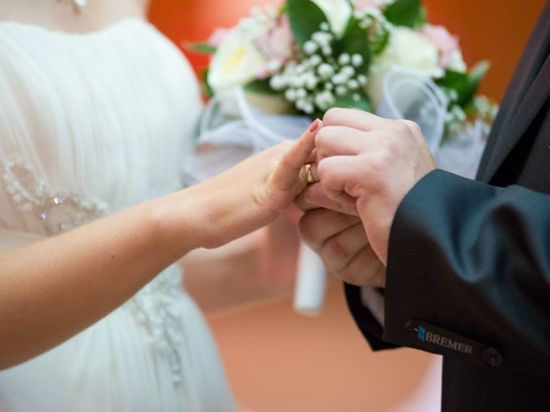 Раскрыта причина свадебного бума в Петербурге