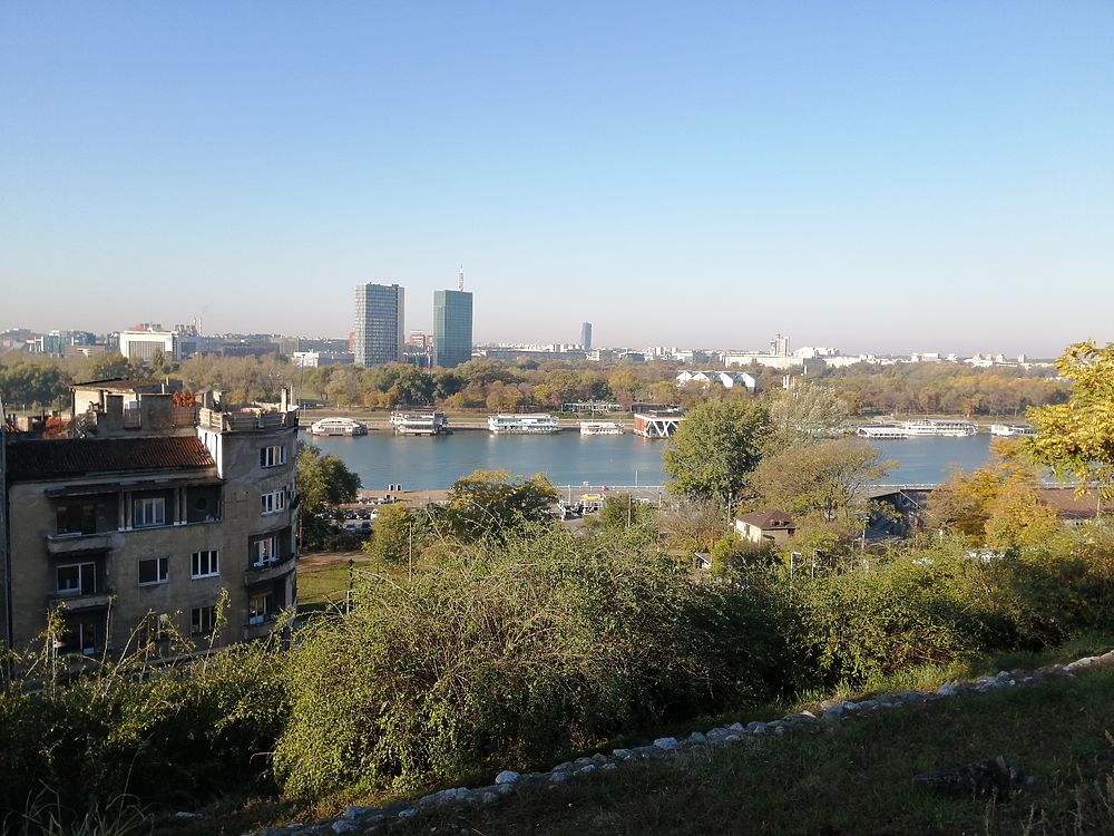 Вечер и утро в Белграде: как преображается столица Сербии