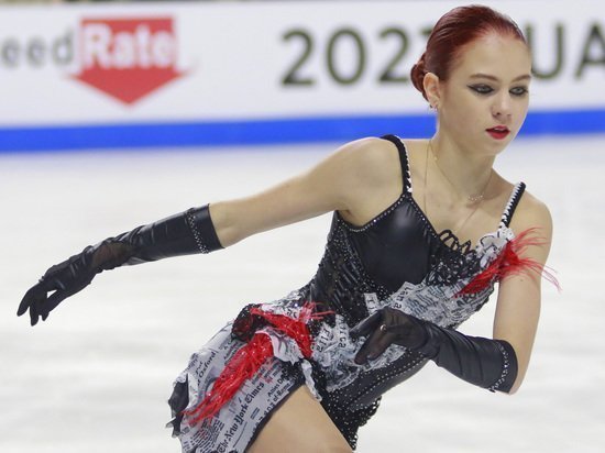 СМИ: Трусова выиграла этап Гран-при Skate America с переломом стопы