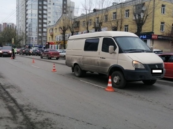 Ребенок, угодивший под «Газель», получил тяжелые травмы в Екатеринбурге