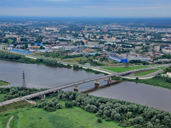 В Великом Новгороде на три дня закроют движение по Колмовскому мосту