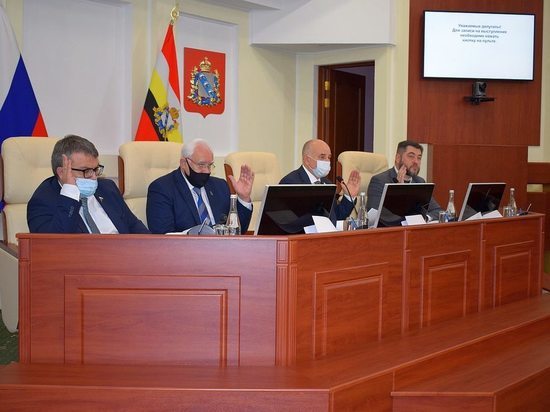 В новом созыве Курской облдумы восемь депутатов будут работать на постоянной основе