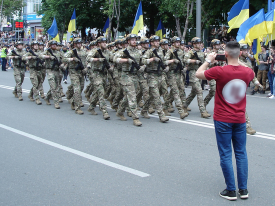 Ветеран спецназа рассказал, зачем украинский нацбат «Азов» набирает рекрутов