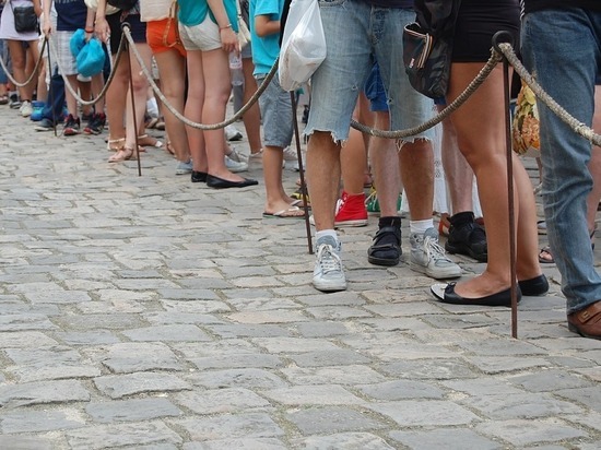 Массовые мероприятия в ЛНР разрешили при одном условии