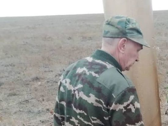 В Калмыкии установили обелиск героям Великой Отечественной - пилотам Петру Китаеву и Виктору Копейкину