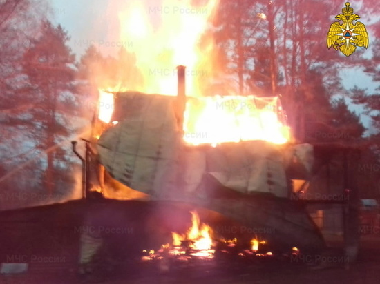 Смоляне приехали к пепелищу своего дома во Всходах