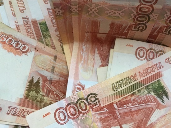 300 тысяч рублей списал аферист у смолянки из дорогобужской деревни