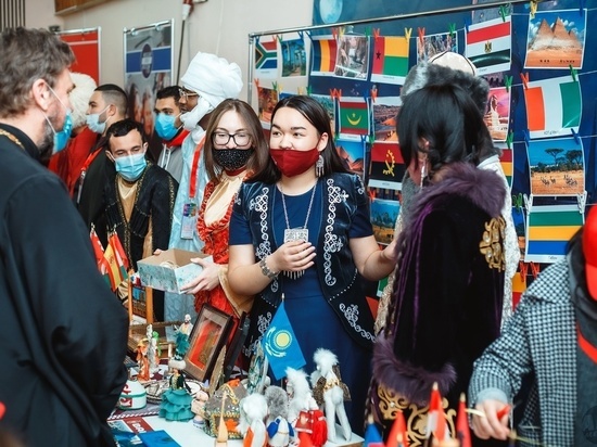 «Все мы разные, все мы равные!»: астраханские студенты встретились на этнофестивале