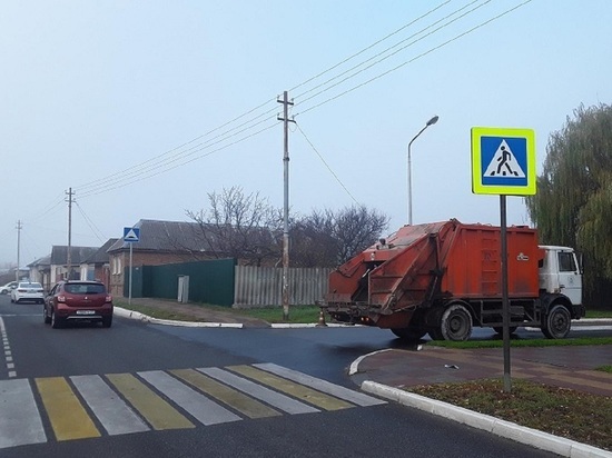 В Белгороде мусоровоз сбил женщину