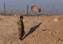 Соединенные Штаты продолжают держать войска в Сирии ради защиты курдов, несмотря на опасность оказаться вовлеченной в войну с Турцией