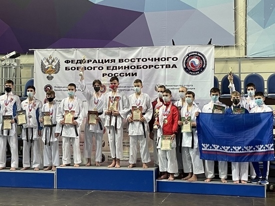 «Бронзу» на всероссийских соревнованиях завоевали юные каратисты из Ноябрьска
