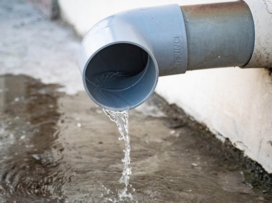 В ЛНР временно приостановлена подача воды