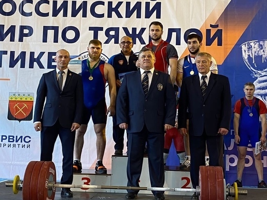 Донецкий спортсмен стал чемпионом России по тяжелой атлетике