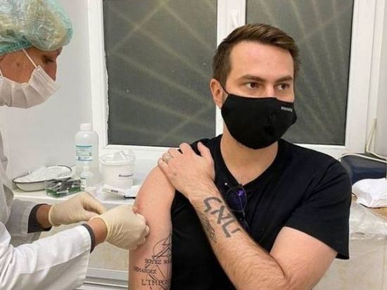 Раскритикованный в соцсетях нижегородский министр раскрыл смысл своих татуировок