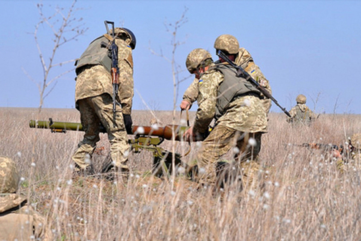 Последние боевые действия. Военные действия. Украинские войска. Военные России.