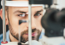 Тихим вором зрения называют офтальмологи глаукому, которой только в России официально болеет более 1,3 миллиона человек