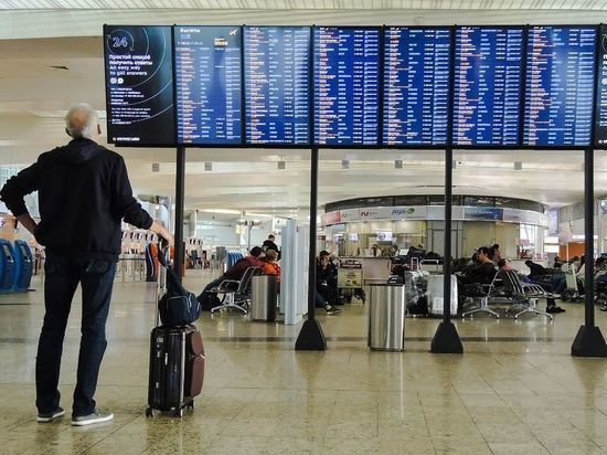 Московские аэропорты отменили более 150 авиарейсов из-за непогоды