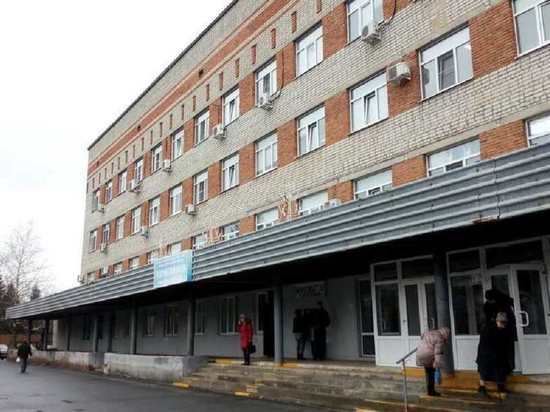В Курске в горбольнице №6 среди 296 сотрудников привились только 14 человек