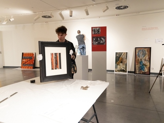 Три периода творчества Малевича представят на выставке в Екатеринбурге