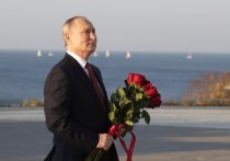 Президент Белоруссии Александр Лукашенко под конец заседания Высшего госсовета Союзного государства в четверг посетовал, что российский коллега отправился в Крым без него