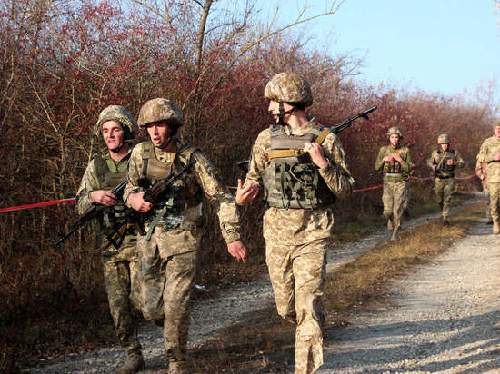 Украинский генерал предрек России «самоубийство» при нападении на Украину