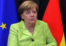 Канцлер ФРГ Ангела Меркель была награждена медалью Вальтера Ратенау за выдающиеся достижения в политике