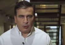 Бывший президент Грузии Михаил Саакашвили, объявивший голодовку, в действительности ест каши и пьет натуральные соки