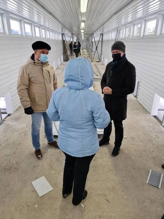 Дополнительные вольеры для бездомных животных возводят в приюте Тарко-Сале