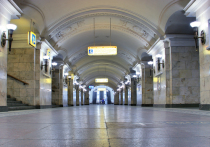 Вестибюль станции "Октябрьская" Кольцевой линии московского метро был закрыт вечером в воскресенье, 7 ноября, по требованию полиции